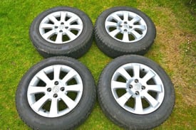 Winter Tyres 195/65R15 on 6.5JX15 Vauxhall Alloys
