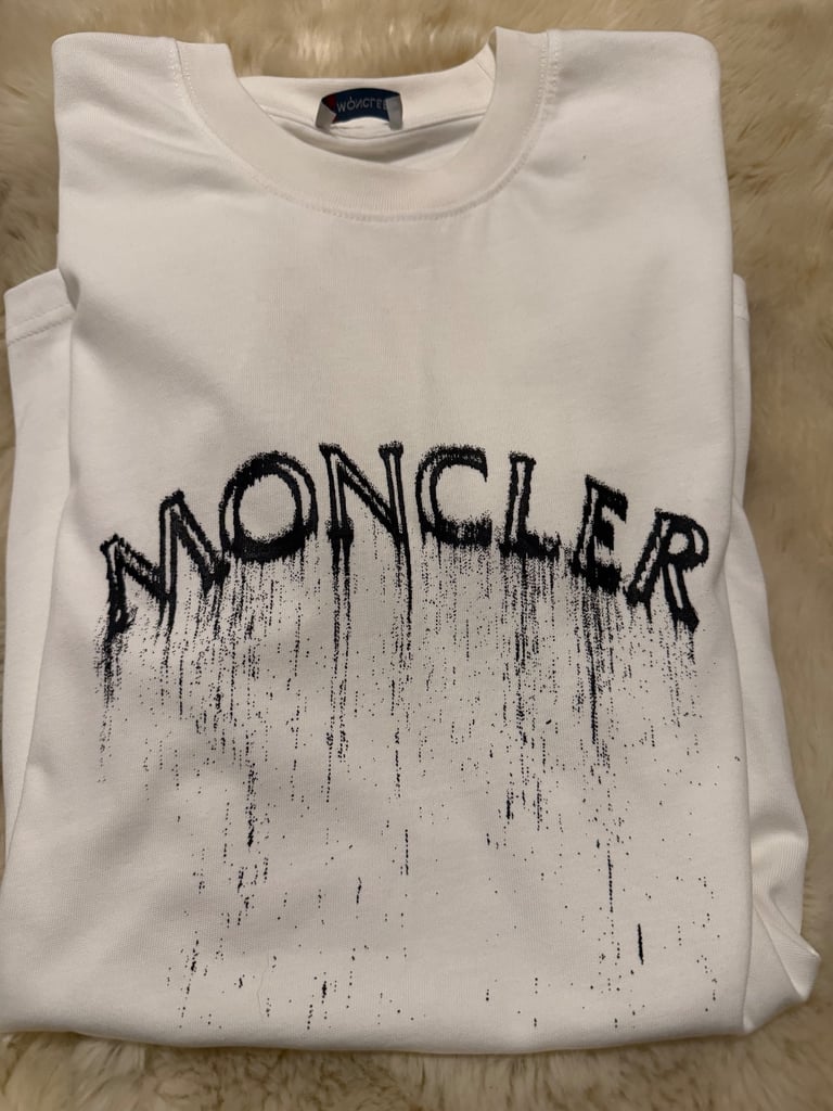 image for Moncler T-Shirts 