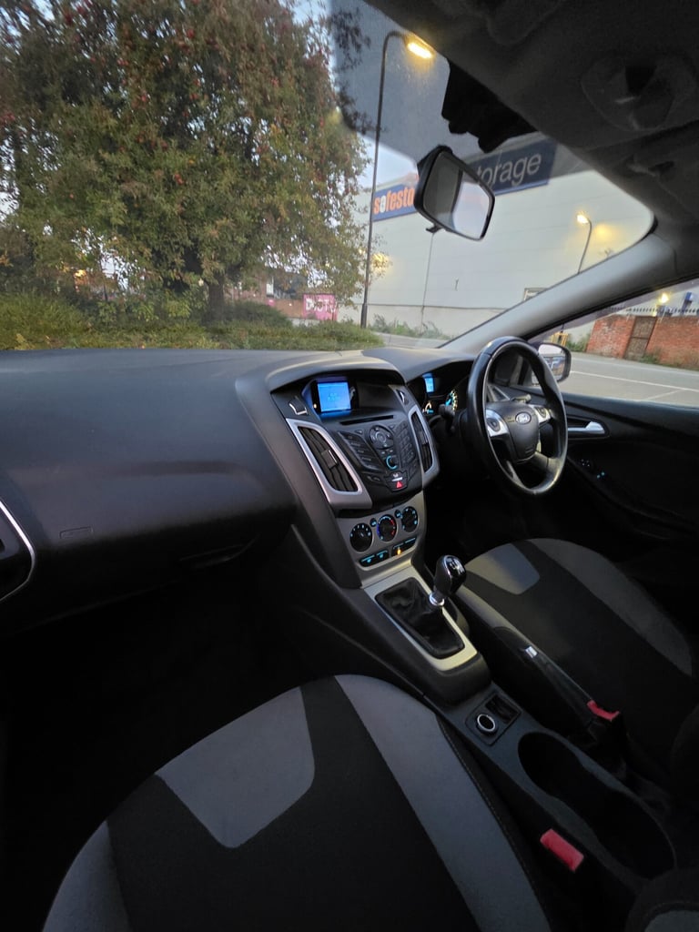 2011 Ford Focus 1.6 TDCi 115 Zetec 5dr HATCHBACK Diesel Manual