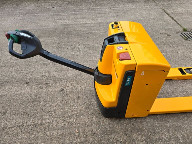 Jungheinrich EJE 116 Electric Pallet Truck 