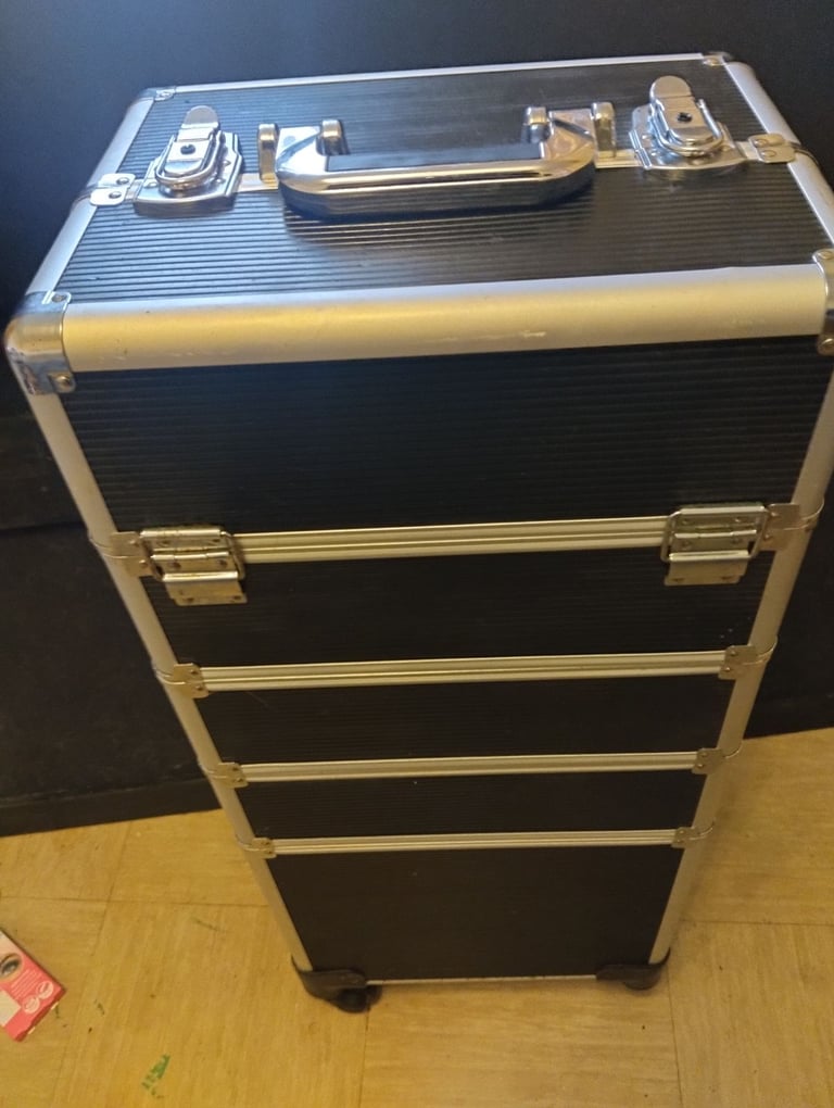 Make up, nail, artist, hairdresser trolly 
