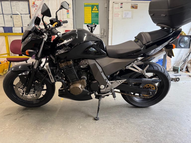 KAWASAKI Z 750 