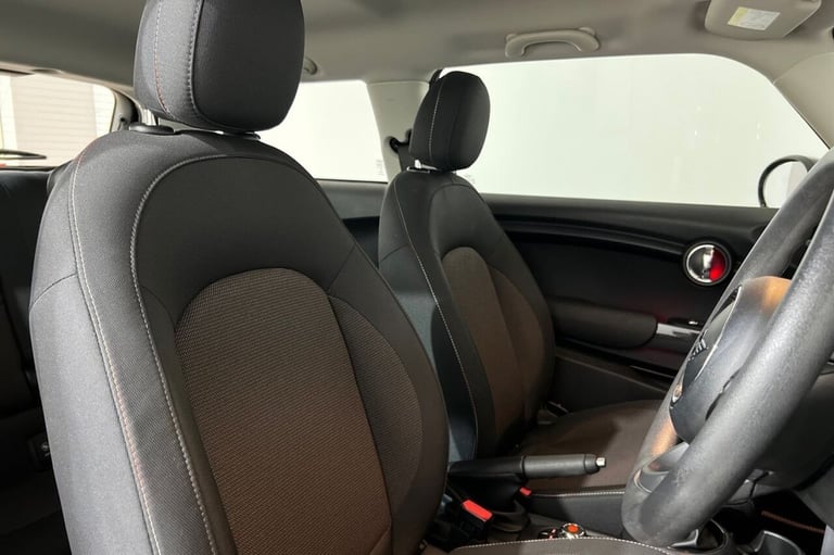 2019 19 MINI HATCH 1.5 ONE CLASSIC HATCHBACK 3DR PETROL MANUAL EURO 6 (S/S) (102