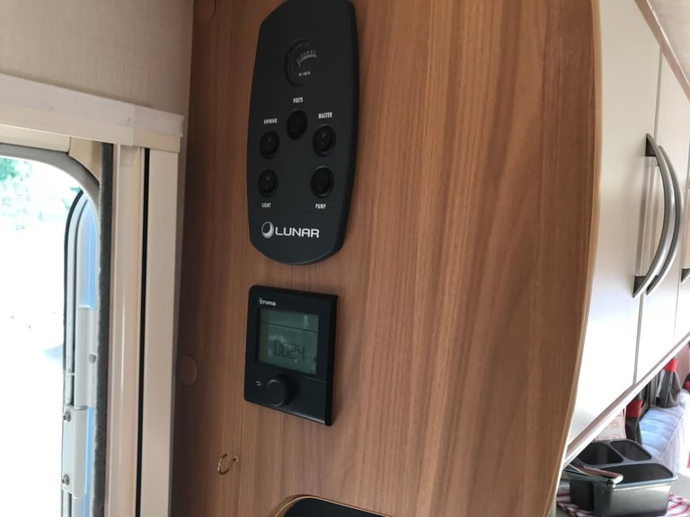 Quasar Lunar 524