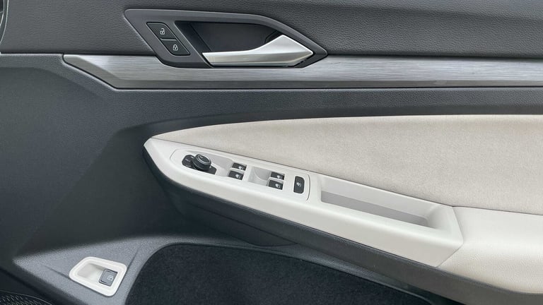 2023 Volkswagen Golf 1.4 TSI eHybrid Style 5dr DSG Hatchback Plug-In Hy Automatic