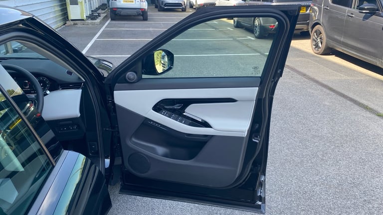 2024 Land Rover Range Rover Evoque 1.5 P270e S 5dr Auto Hatchback Hatchback Hybrid Automatic