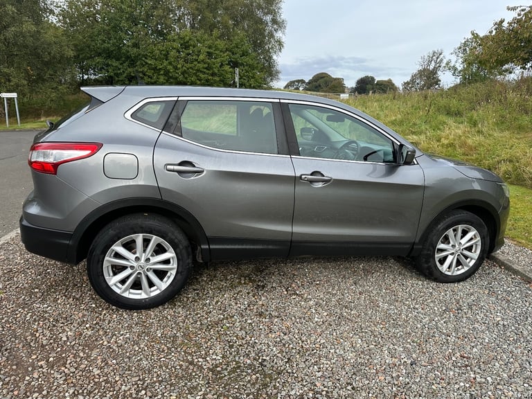 Nissan, QASHQAI, Hatchback, 2015, Manual, 1197 (cc), 5 doors