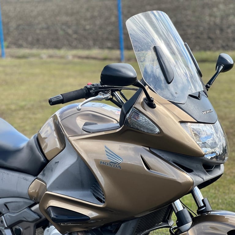2007 Honda Deauville NT700 ABS Full Luggage Budget Bike MOT & HPI FAST DELIVERY