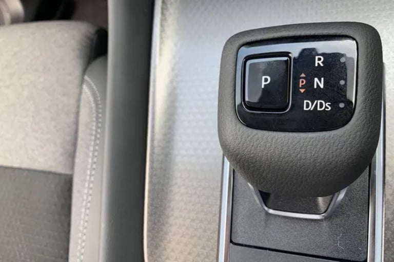 2025 Nissan Qashqai 1.3 DiG-T MH 158 N-Connecta [Glass Rf] 5dr Xtronic Hatchback Petrol Automatic