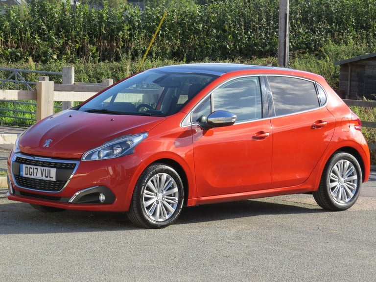 image for 2017 Peugeot 208 1.2 PureTech 110 Allure 5dr EAT6 HATCHBACK Petrol Automatic