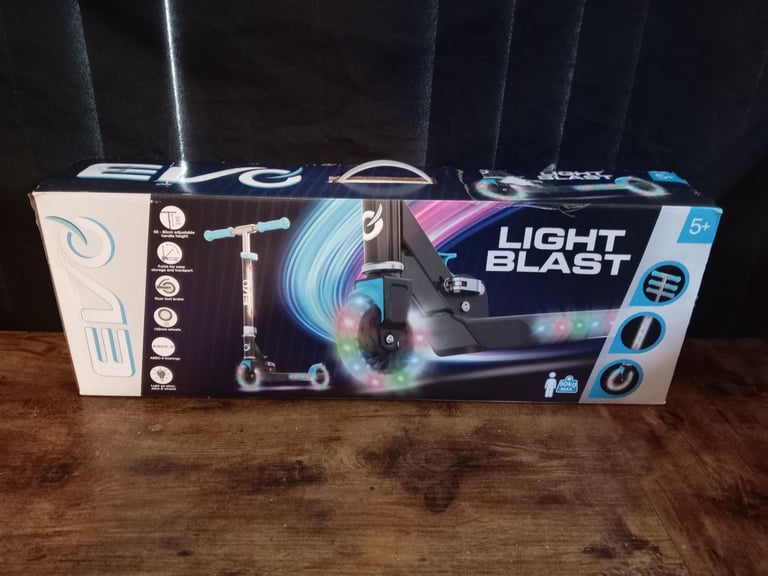 EVO Light Blast Foldable 2 Wheel Scooter - Blue