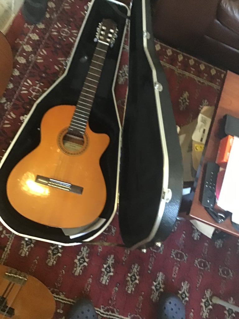 Yamaha CGX-111SCA