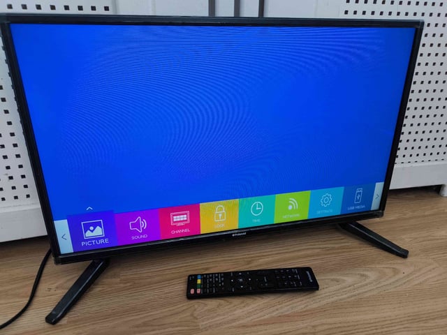 Slim LED TV 28