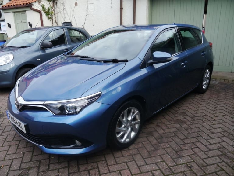  Toyota Auris 1.6 D-4D Business Edition 5dr Diesel