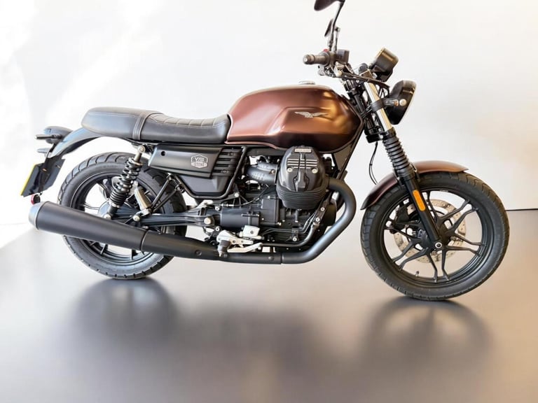 2020 Moto Guzzi V7 744 III Stone Night Pack Euro 4