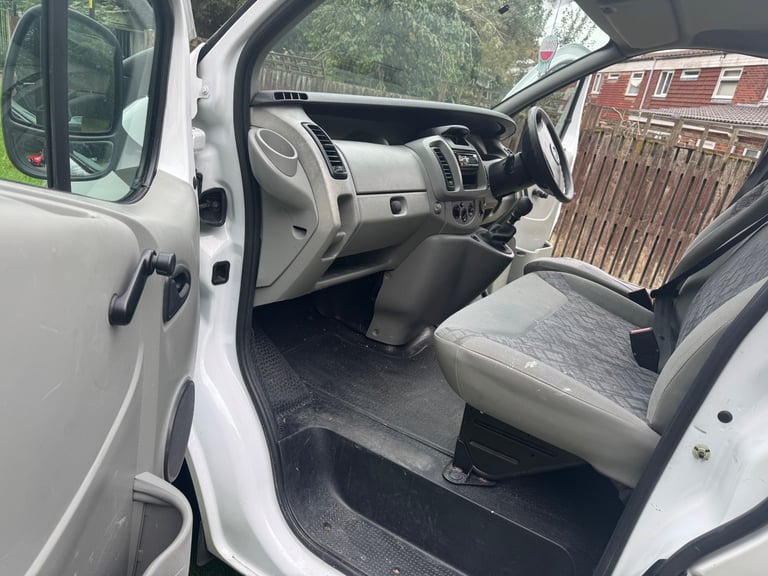 Vauxhall, VIVARO, Panel Van, 2006, Manual, 1870 (cc)