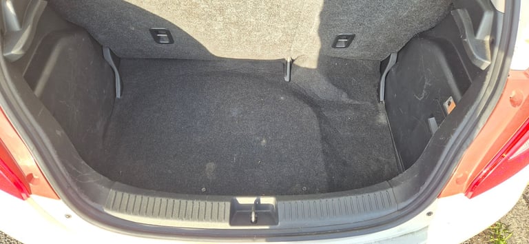 Mazda, 2, Hatchback, 2012, Manual, 1349 (cc), 5 doors