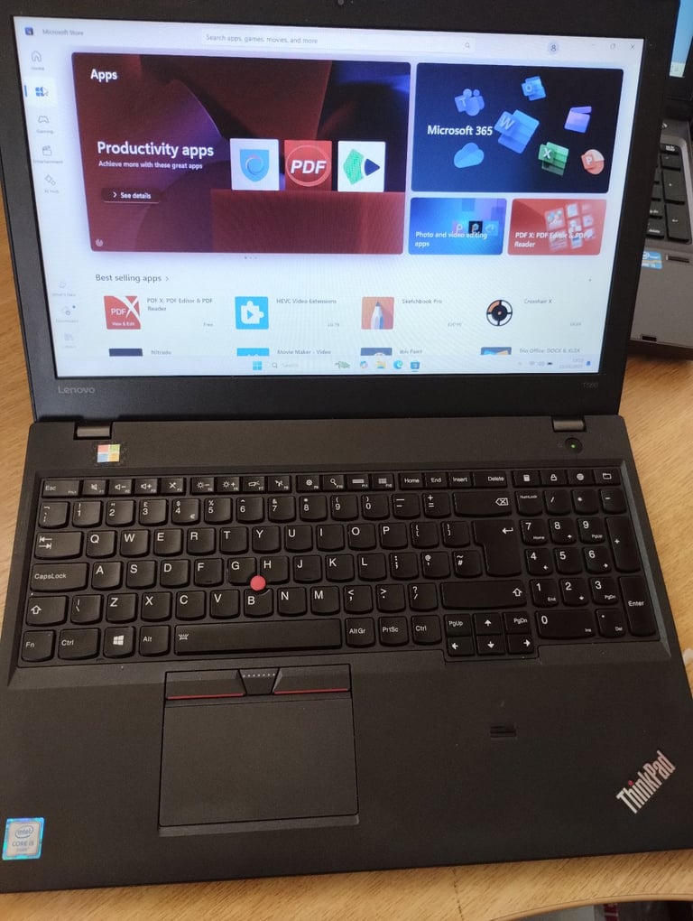 Lenovo Laptop. Windows 11, MS OFFICE, 16GB RAM, i5 CPU, 240GB SSD, HDMI, Backlit Keys, WebCam. 