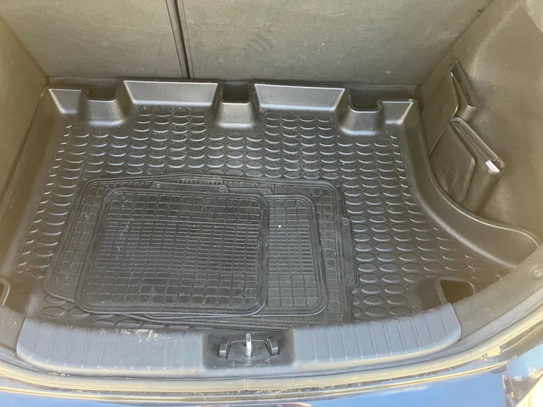 Hyundai, I30, Hatchback, 2010, Other, 1582 (cc), 5 doors