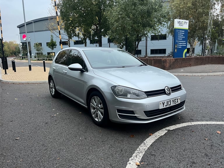 VOLKSWAGEN GOLF MK7 1.6 TDI SE DIESEL BLUE MOTION EURO 6/£20 YEAR ROAD TAX *AUDI A3/SEAT/SKODA