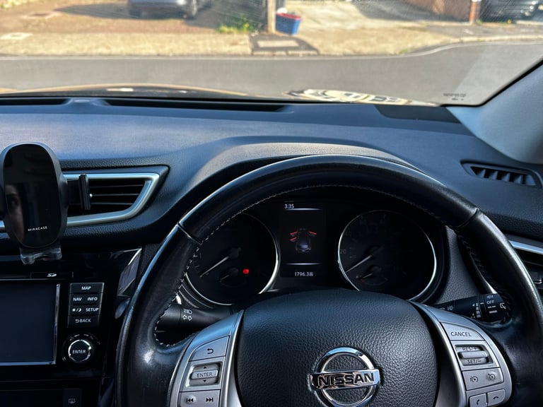Nissan QASHQAI 2016, Hatchback, Petrol, Manual, 5 doors