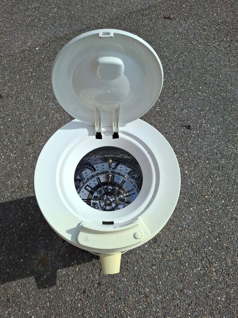White knight 3.7kg spin dryer 