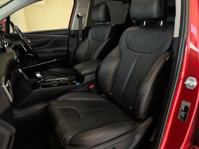 2019 Hyundai Santa Fe 2.2 CRDi Premium SE SUV 5dr Diesel Auto 4WD Euro 6 (s/s) 7 Seat (200 ps) ES...