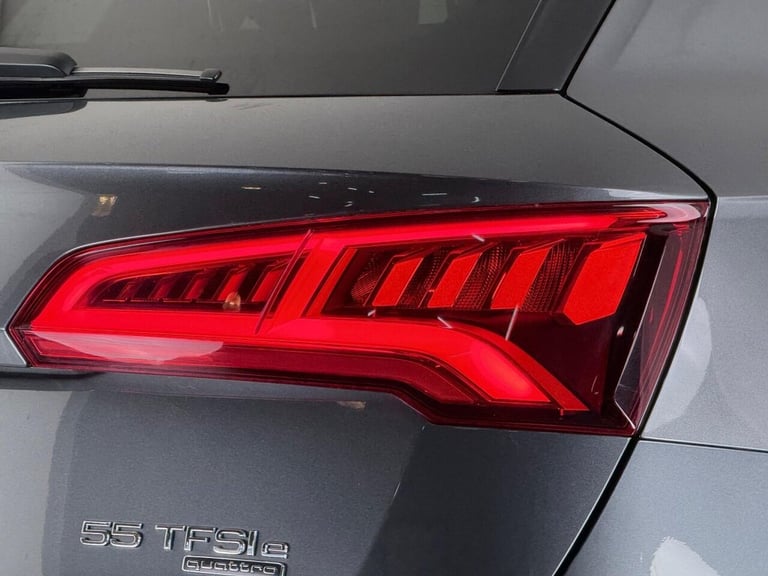 2019 Audi Q5 2.0 TFSIe 55 S line Competition S Tronic quattro Euro 6 (s/s) 5dr 14.1kWh ESTATE PET...