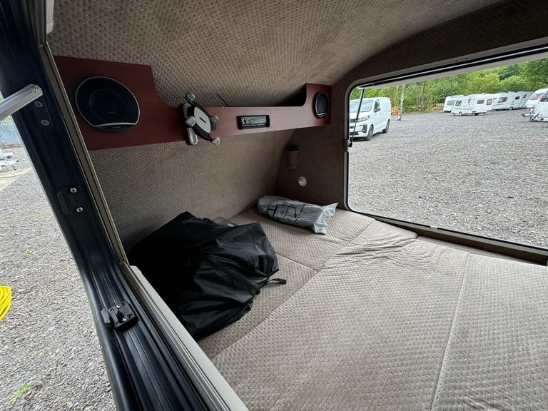 Campmaster Lightweight Caravan 3