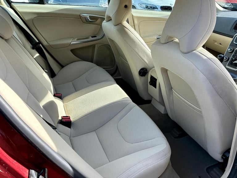 2011 Volvo S60 2.0 D3 SE Euro 5 **Low Miles - Lovely Example - 50 MPG**