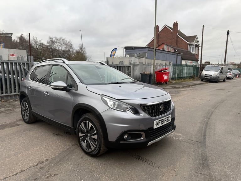 2018 Peugeot 2008 1.2 PureTech Allure 5dr HATCHBACK Petrol Manual