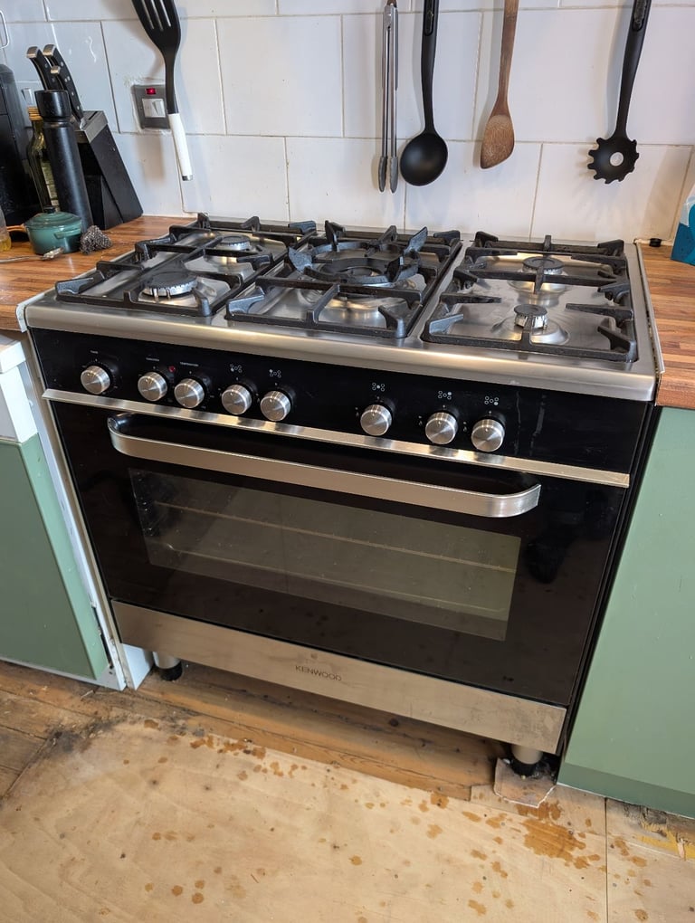 image for Kenwood dual fuel range cooker oven and hob