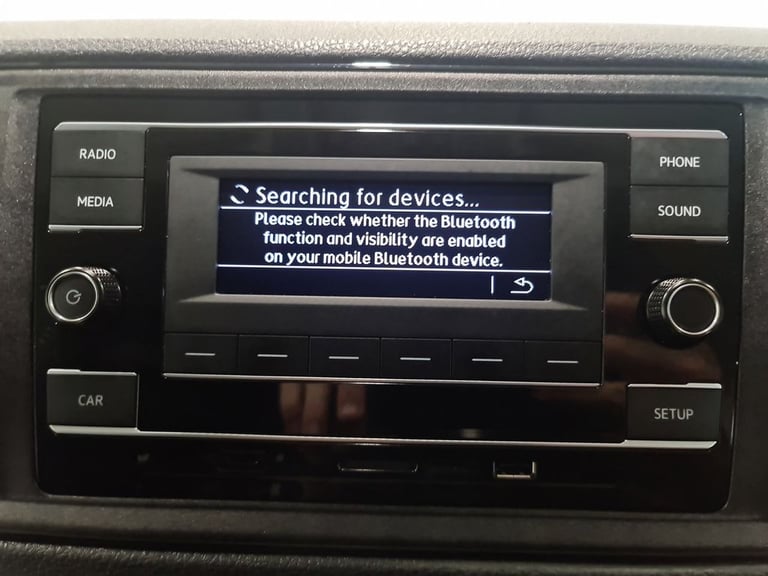 VOLKSWAGEN CRAFTER 2.0 TDI CR30 STARTLINE P/V FWD H/R 102 BHP MWB DIESEL