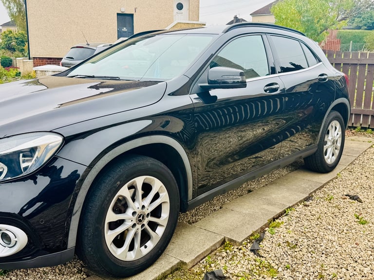 Mercedes-Benz, GLA, 2017, Manual, 1595 (cc), 5 doors