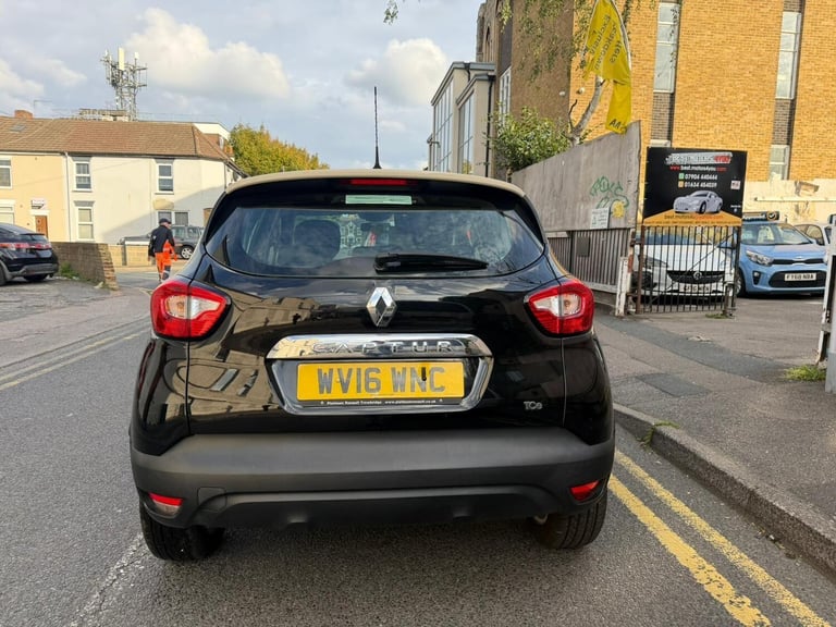 2016 Renault Captur 0.9 TCe ENERGY Dynamique Nav Euro 6 (s/s) 5dr HATCHBACK Petrol Manual