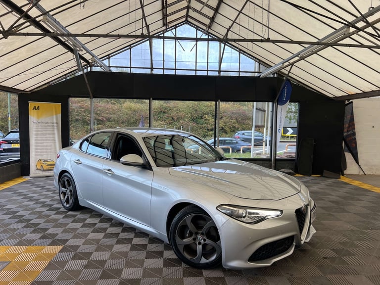 image for 2018 Alfa Romeo Giulia 2.0 Giulia Veloce TB Auto 4dr Saloon Petrol Automatic