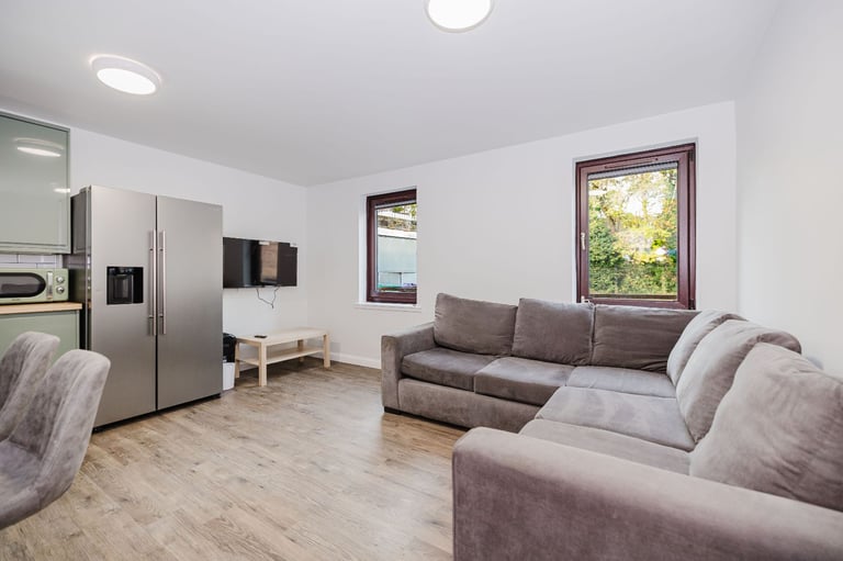 Recently refurbished, 4-bedroom, HMO flat in Fountainbridge – available soon