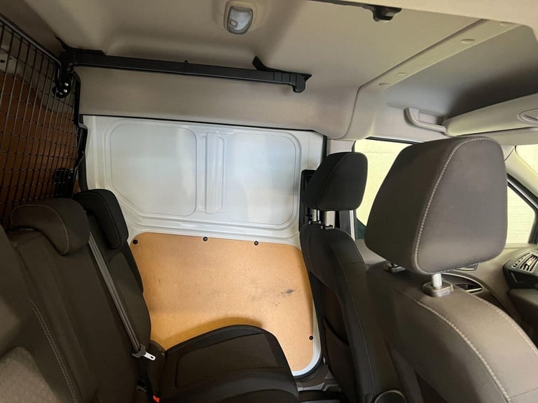 2021 Ford Transit Connect 1.5 230 EcoBlue Trend Crew Van L2 Euro 6 (s/s) 6dr Combi Van Diesel Manual