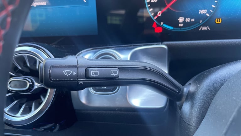 2022 Mercedes-Benz GLB GLB 200 AMG LINE EXECUTIV Estate Petrol Automatic