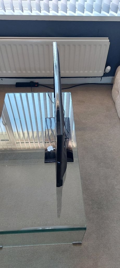 32 inch Polaroid Freeview Tv