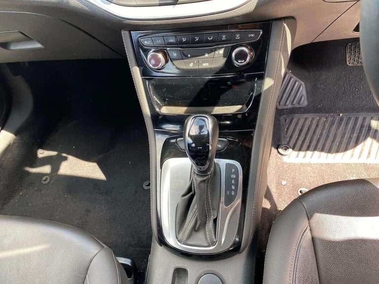 2018 Vauxhall Astra 1.4i Turbo Elite Nav Auto Euro 6 (s/s) 5dr Petrol