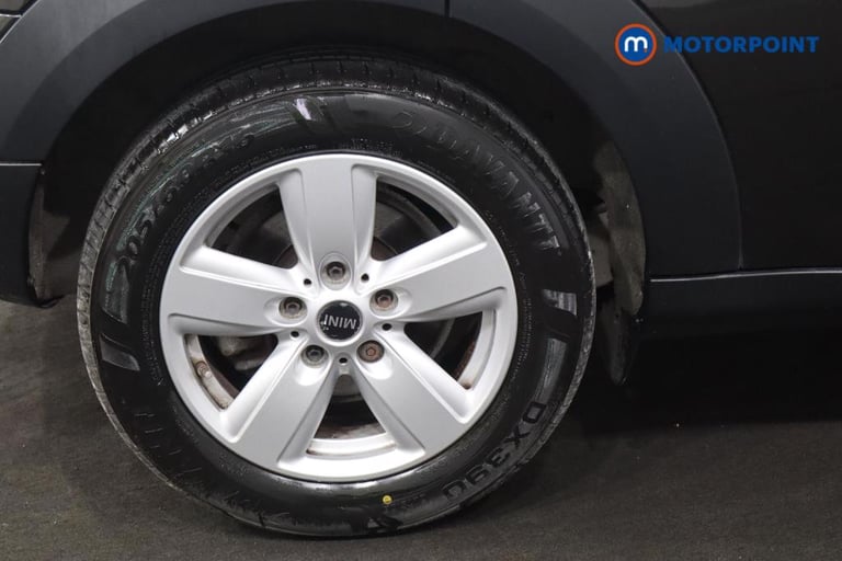 2016 MINI Countryman 1.6 Cooper 5dr HATCHBACK PETROL Manual