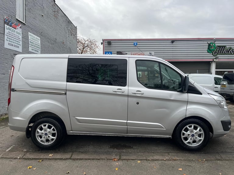 Ford Transit Custom 2.2 TDCi 290 Limited 6 Seat Crew Van