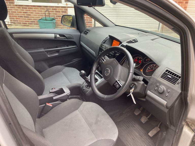 2012 VAUXHALL ZAFIRA 1. 7 CDTI DIESEL 7 SEATER, MPV. LONG MOT. CHEAP TAX.