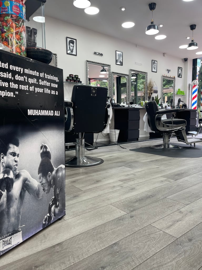 Experienced Barber wanted male/female £140 a day  