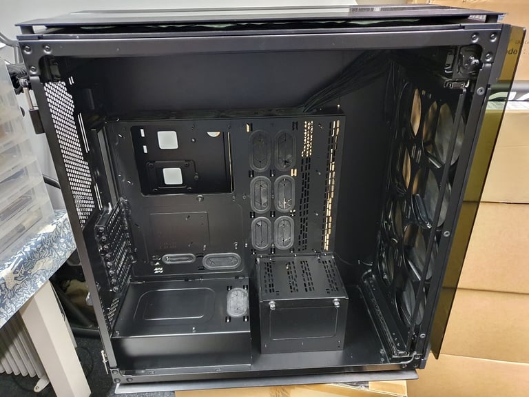 Corsair Obsidian Series 1000D Super-Tower Case