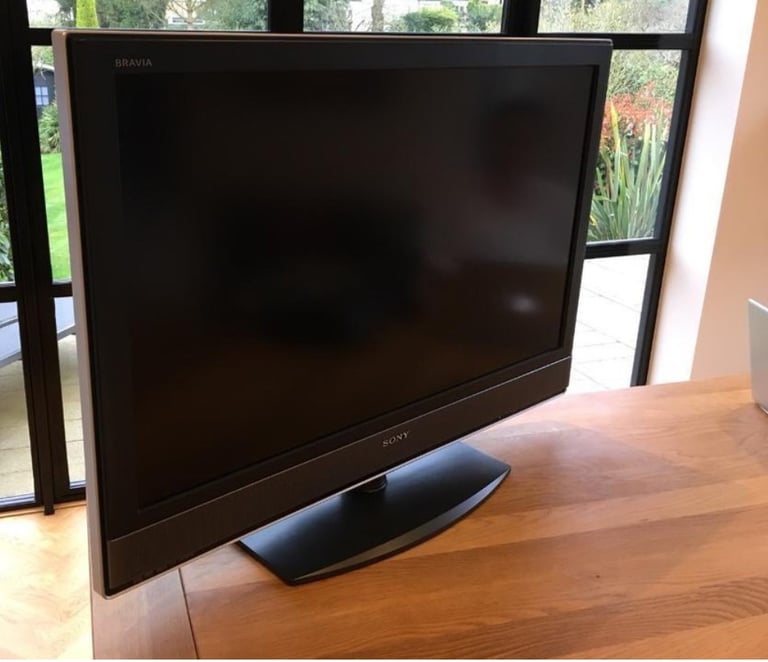image for Sony Bravia KDL-40W2000 1080p LCD TV