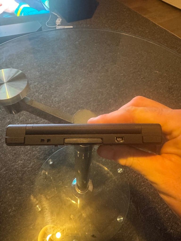 Great condition Nintendo DSI with 4 games, case and original stylus!