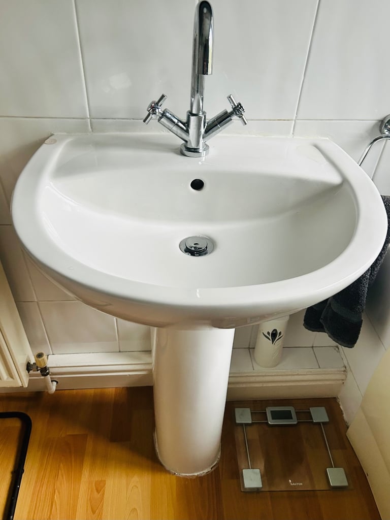 image for Pedestal Sink and Chrome Taps - 60cms x x 83cms high Like New Condition