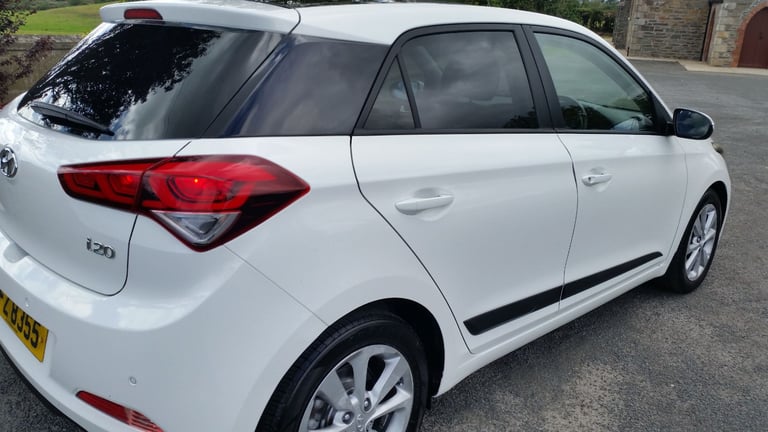 *!*BEAUTIFUL*!* 2015 Hyundai i20 1.4 PREMIUM SE mpi **MOT 26 AUGUST 26** **JUST VALETED**